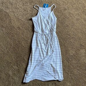 Market & Spruce Faux Wrap Knit Dress. Never been worn. Size Small.